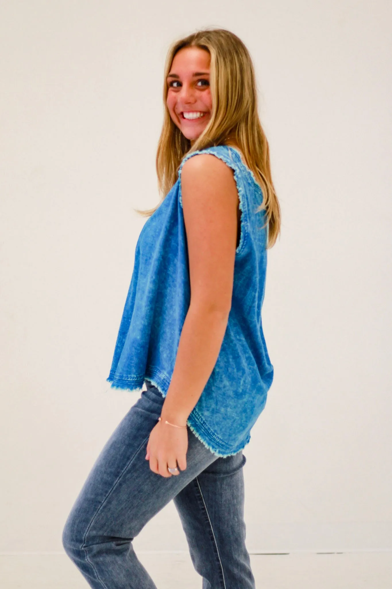Bay View Tank in Ocean Blue