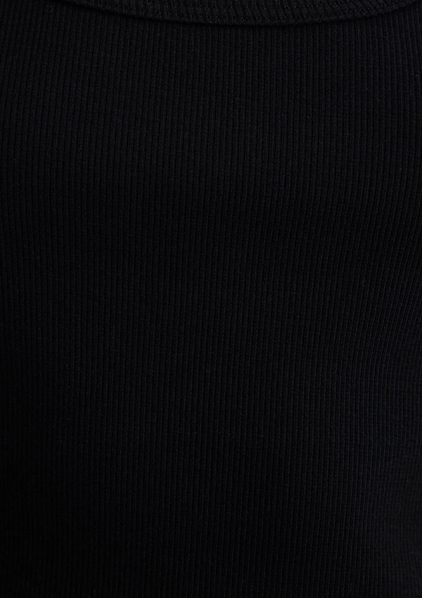 Black Crop Basic Tank Top