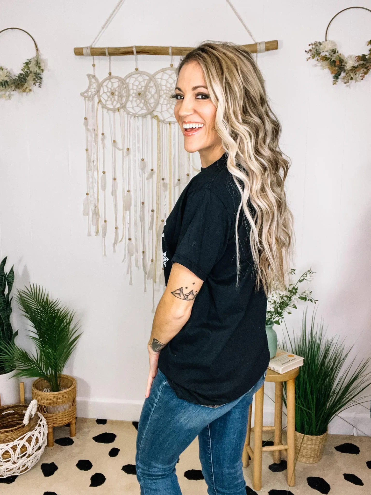 Do It For The Ho's Graphic Tee
