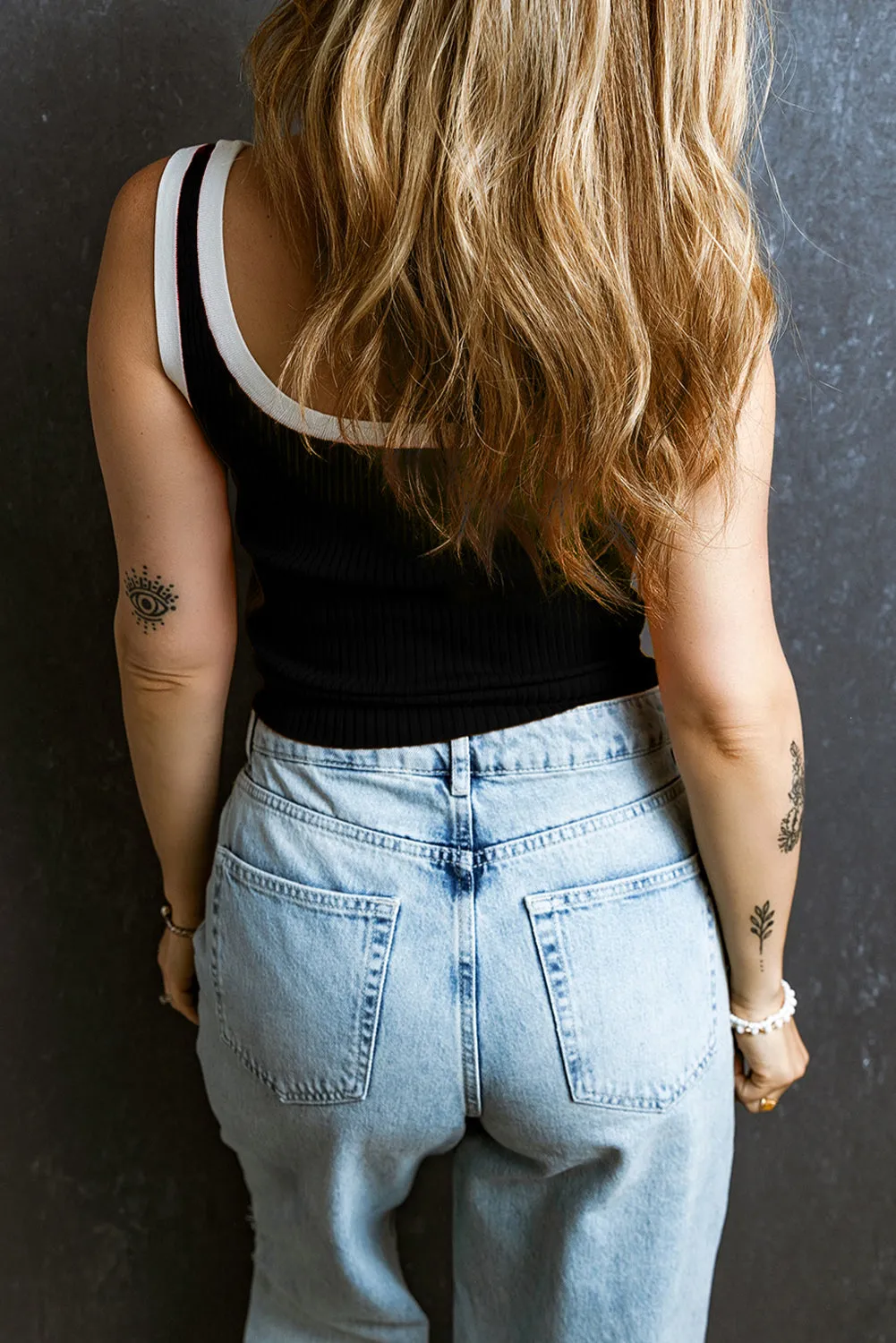 Edge Ribbed U Neck Tank Top