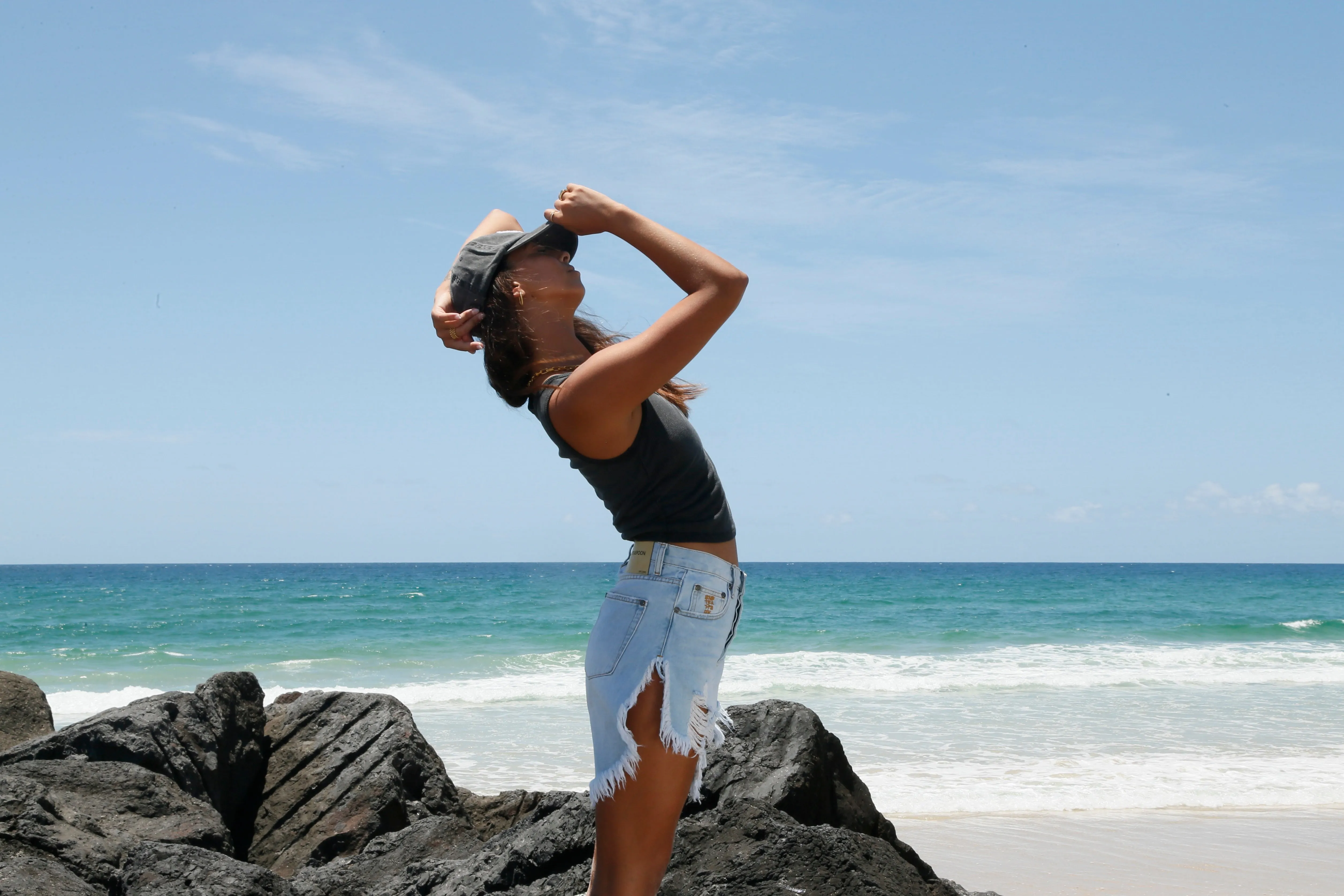 ESSENTIALS RIB TANK BLACK SNOW