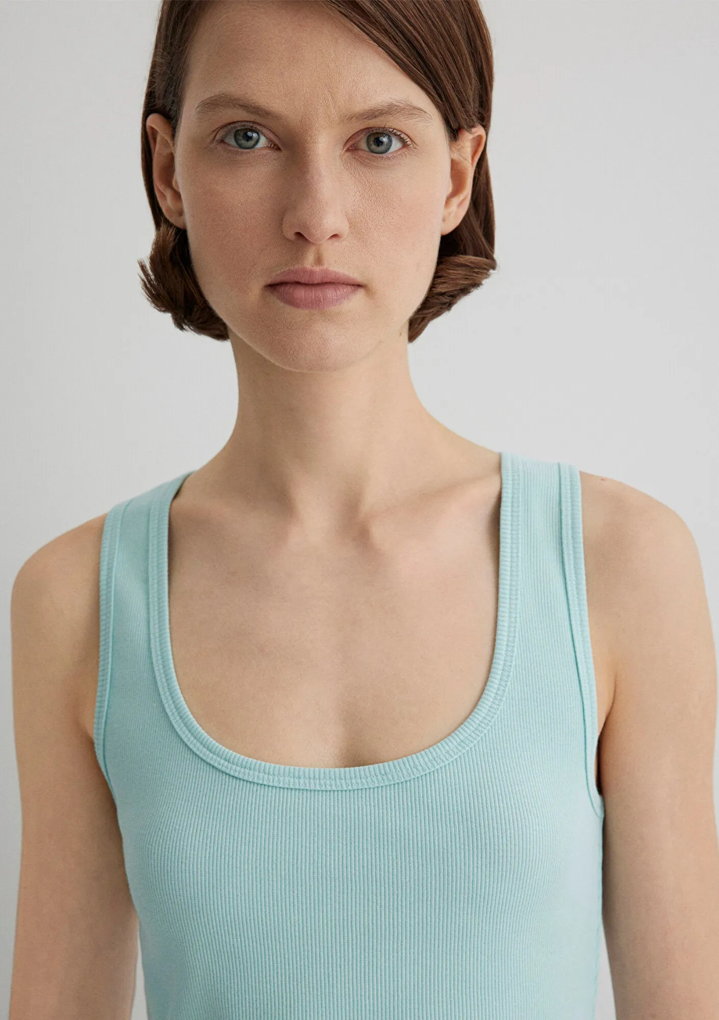 Green Crop Basic Tank Top
