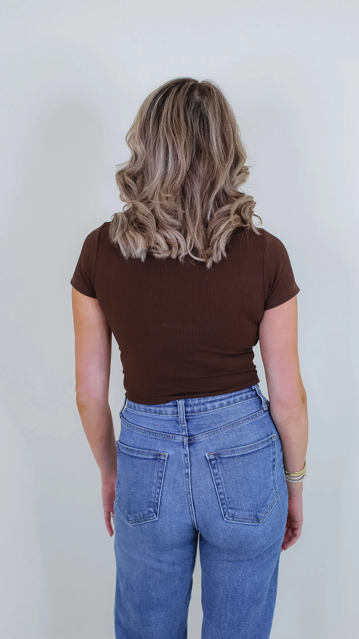 Margo Baby Tee Crop Top - Coffee Bean