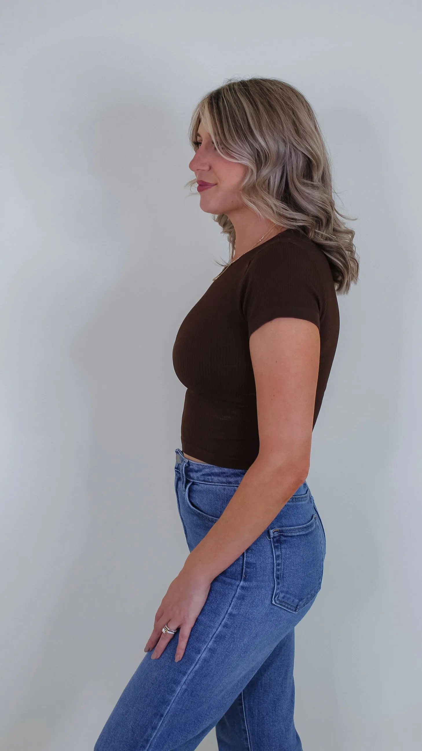 Margo Baby Tee Crop Top - Coffee Bean
