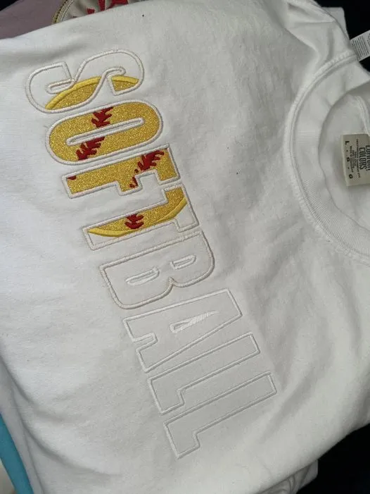 PEEK A BOO EMBROIDERED SPORT DESIGN