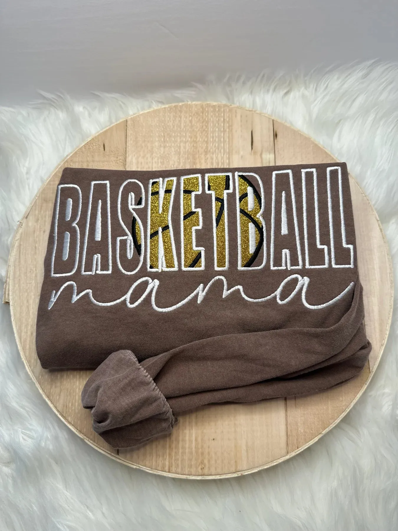 PEEK A BOO EMBROIDERED SPORT DESIGN