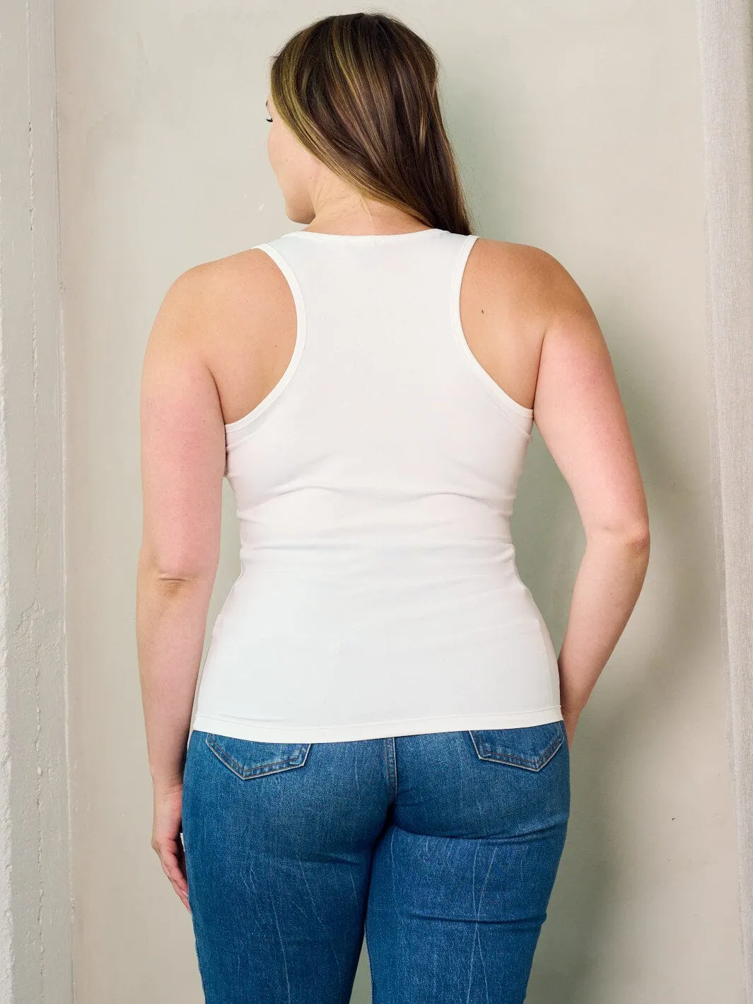 PLUS SIZE SLEEVELESS SOLID BASIC TANK TOP