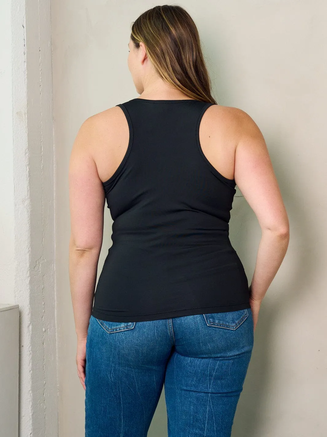 PLUS SIZE SLEEVELESS SOLID BASIC TANK TOP