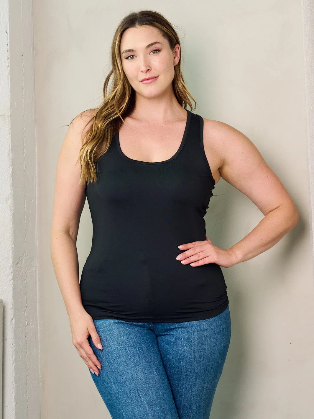 PLUS SIZE SLEEVELESS SOLID BASIC TANK TOP