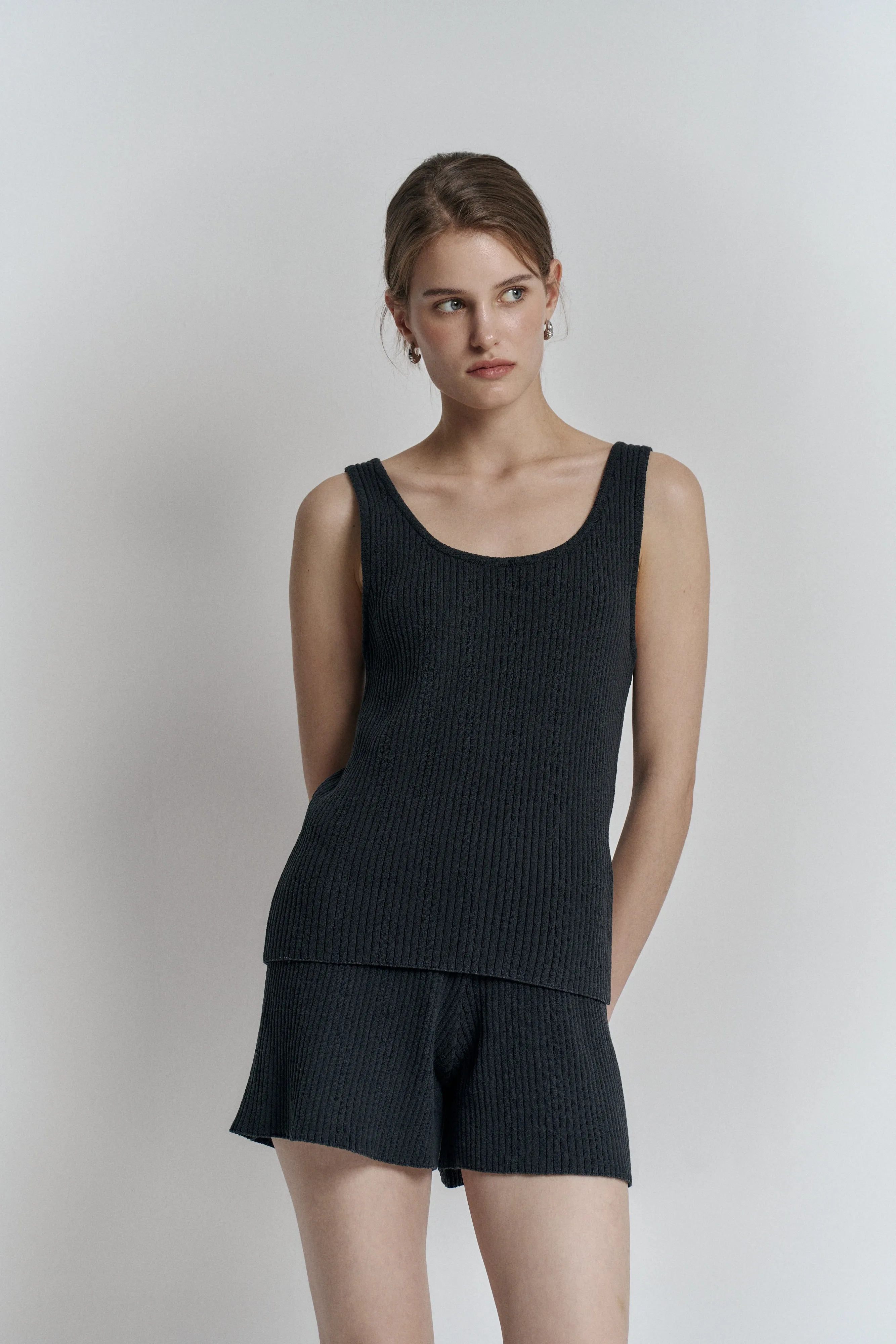 RIBBED KNIT SHORTS_NAVY