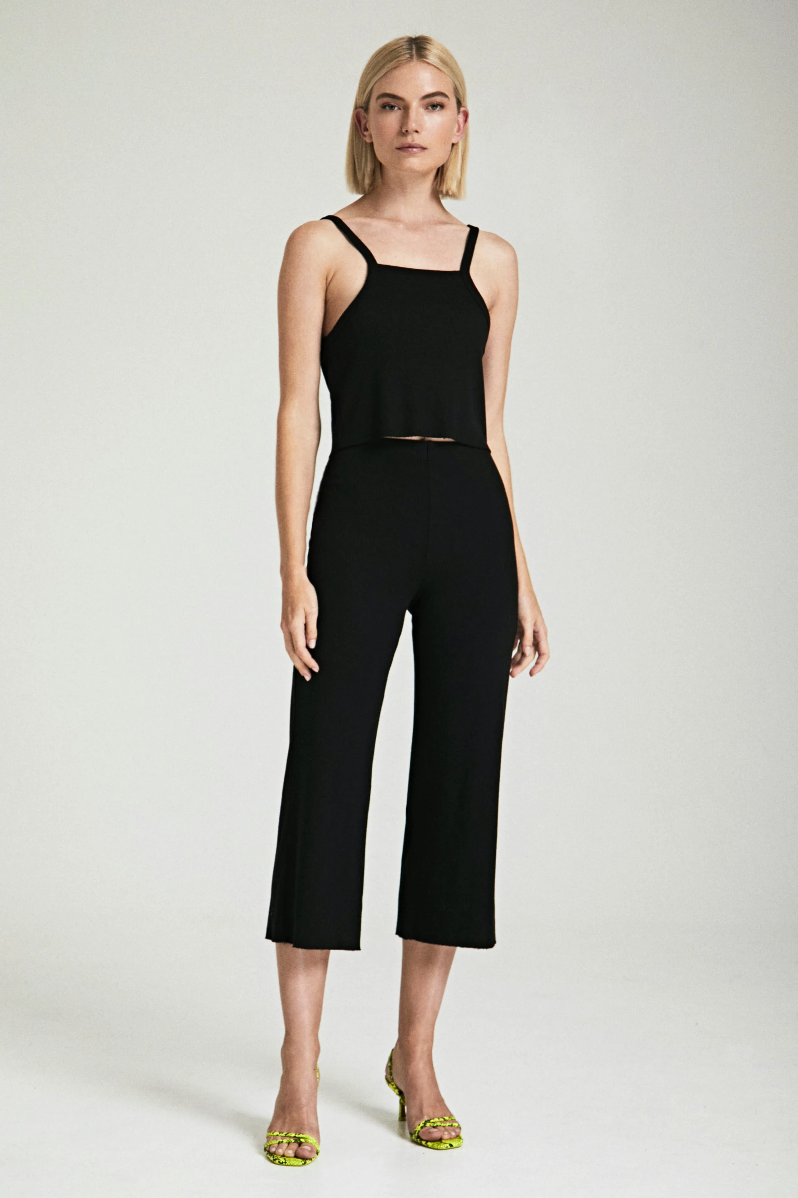 Ribbed Square Neck Cropped Halter