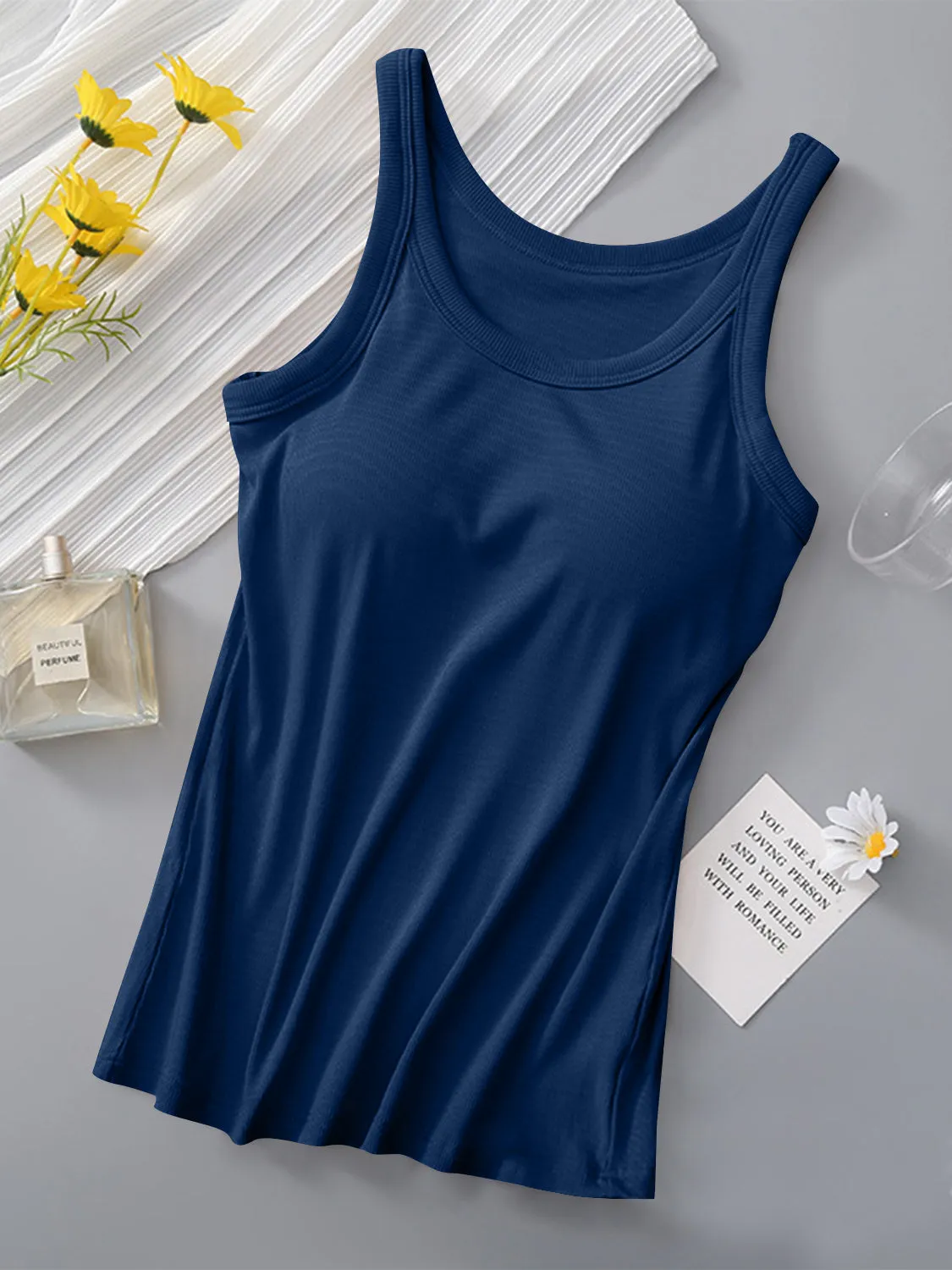 ROUND NECK TANK WITH BRA