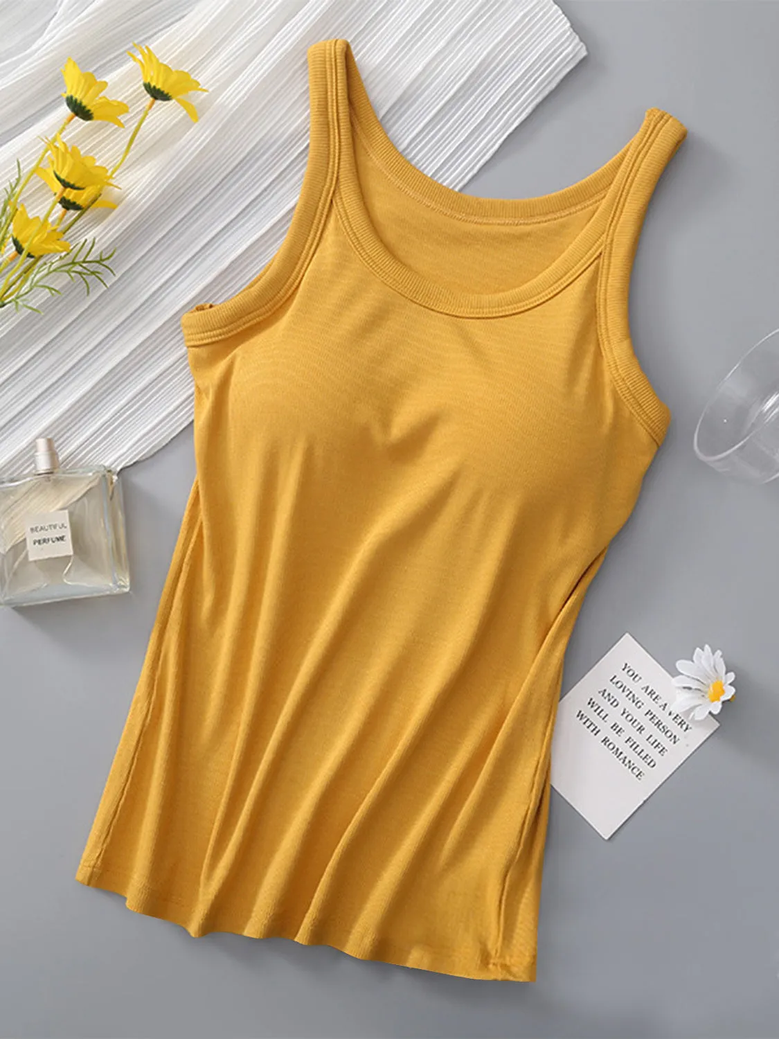 ROUND NECK TANK WITH BRA