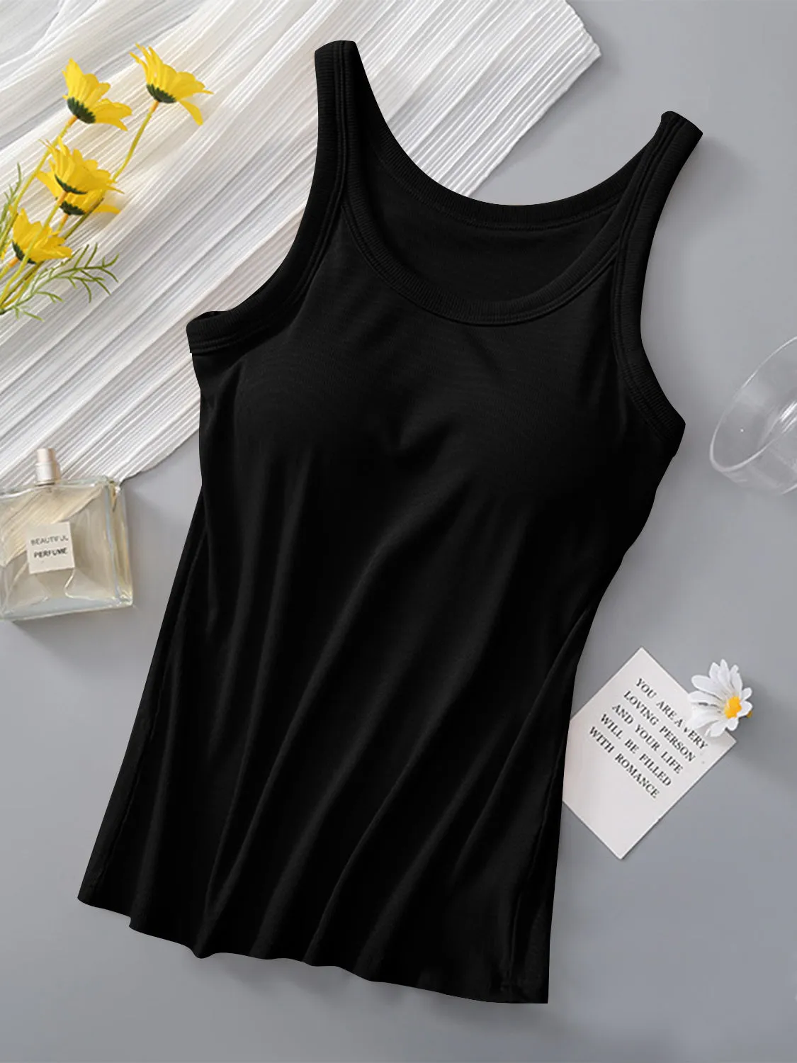ROUND NECK TANK WITH BRA
