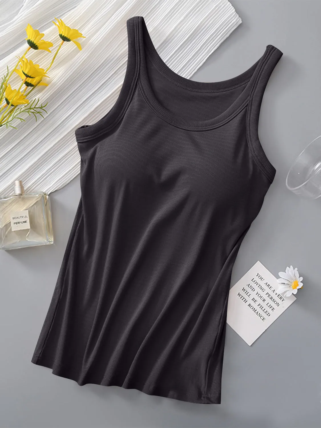 ROUND NECK TANK WITH BRA