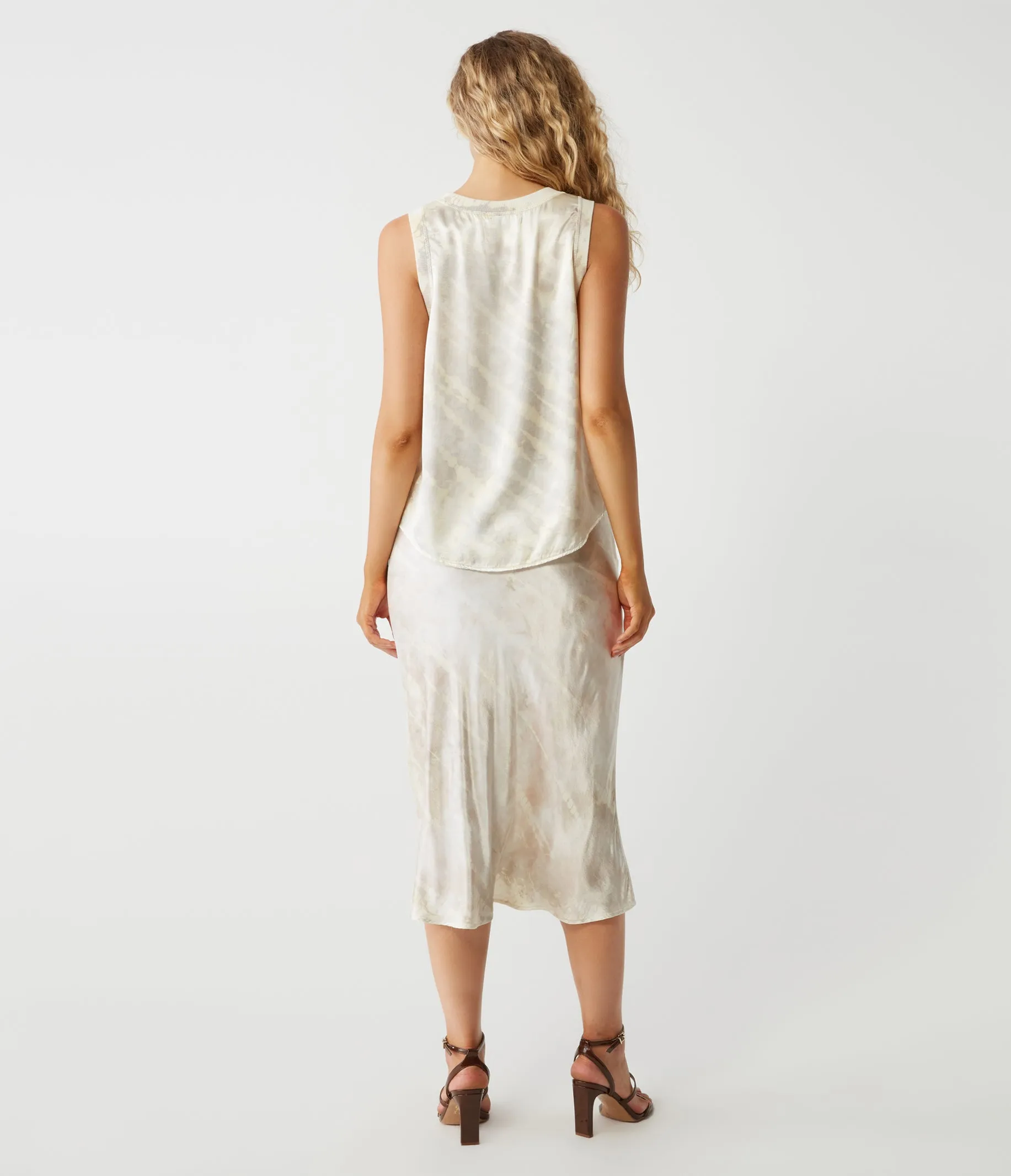 Shay Double Dye Tank