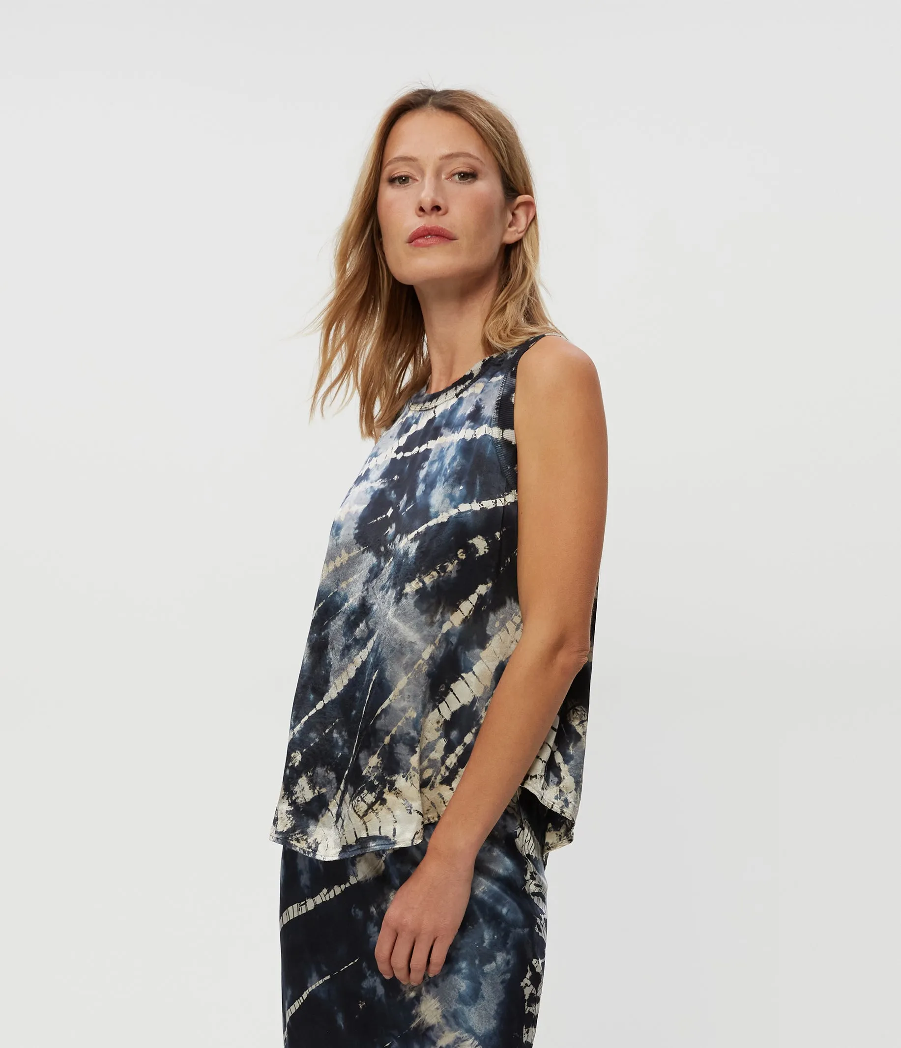 Shay Double Dye Tank