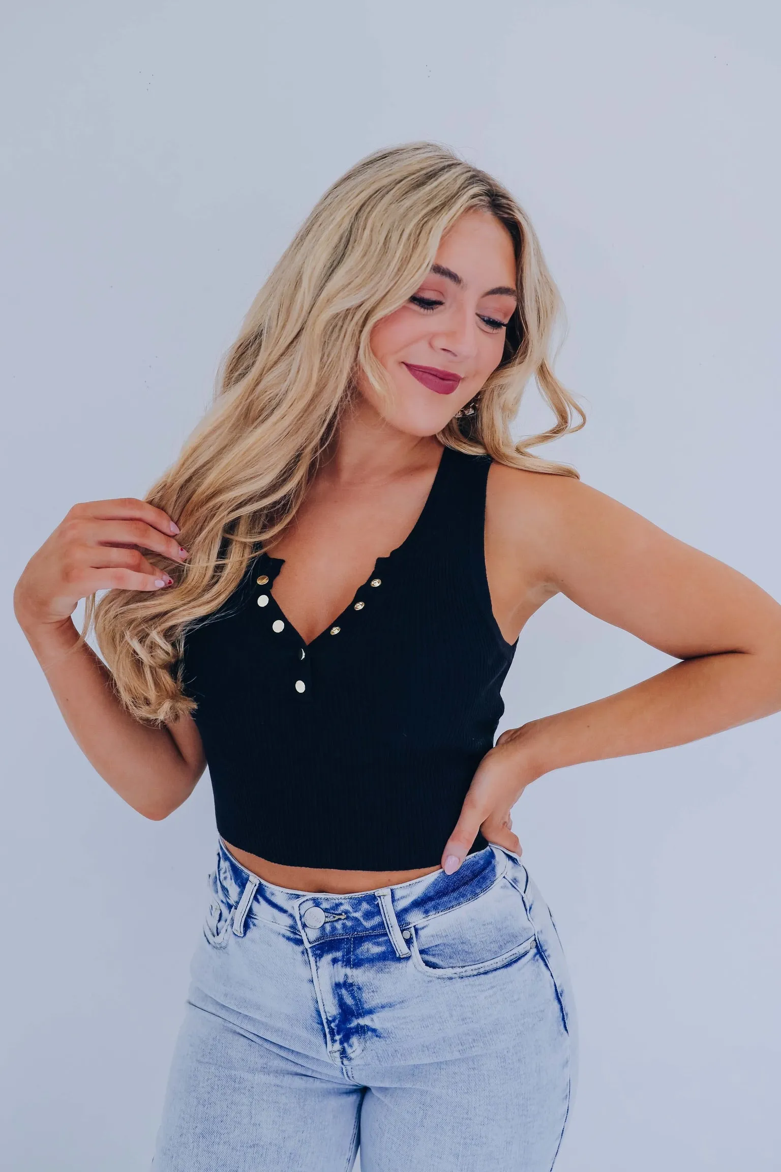 Trendy Button Front Cropped Tank - Black