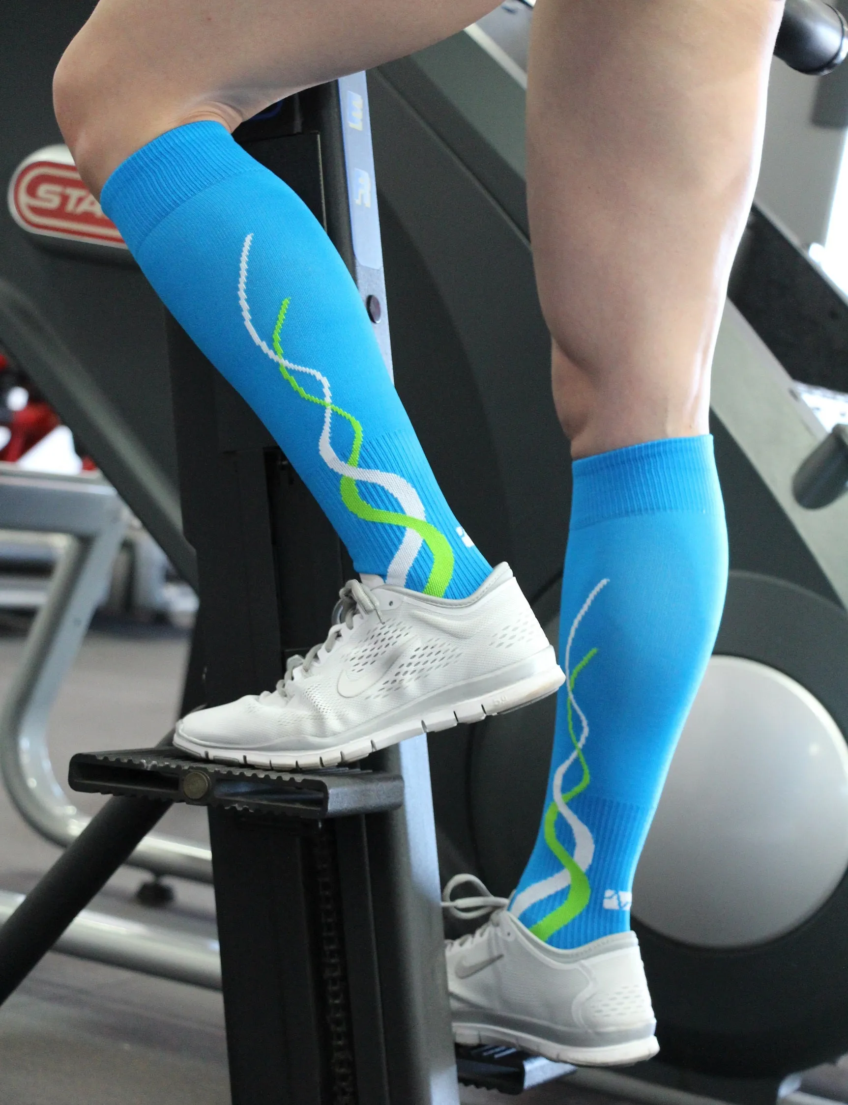 Women's Ribbons Performance Graduated Compression Socks - VTW0316