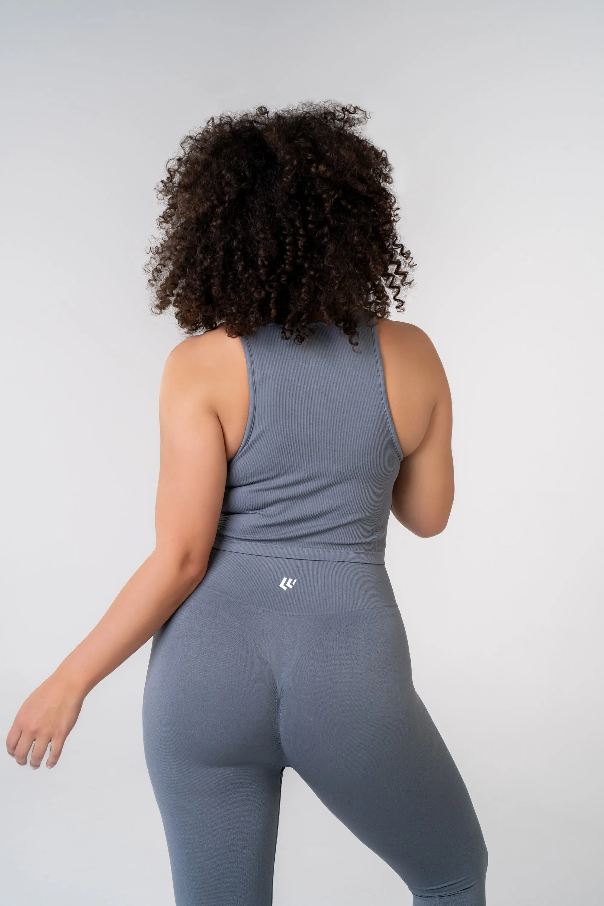 Women's Seamless Compression Crop Tank - Poppy Seed Grey