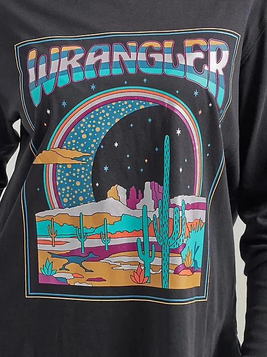 Women's Wrangler Graphic Long Sleeve Relaxed Tee in Black Beauty